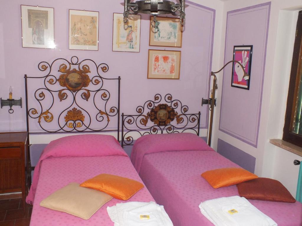 Locanda Laudomia Bed & Breakfast Манчано Стая снимка