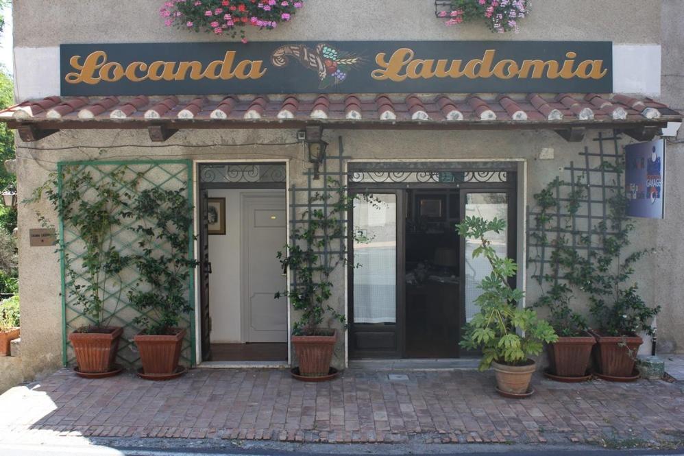Locanda Laudomia Bed & Breakfast Манчано Екстериор снимка